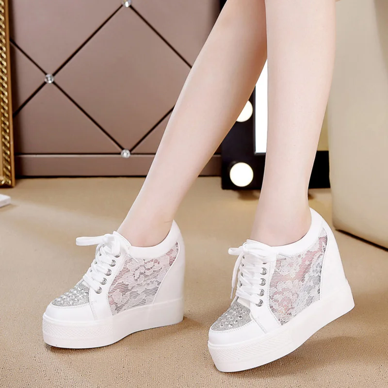 Sepatu kets modis untuk wanita - Crystal Mesh Fabric ulasan dan harga