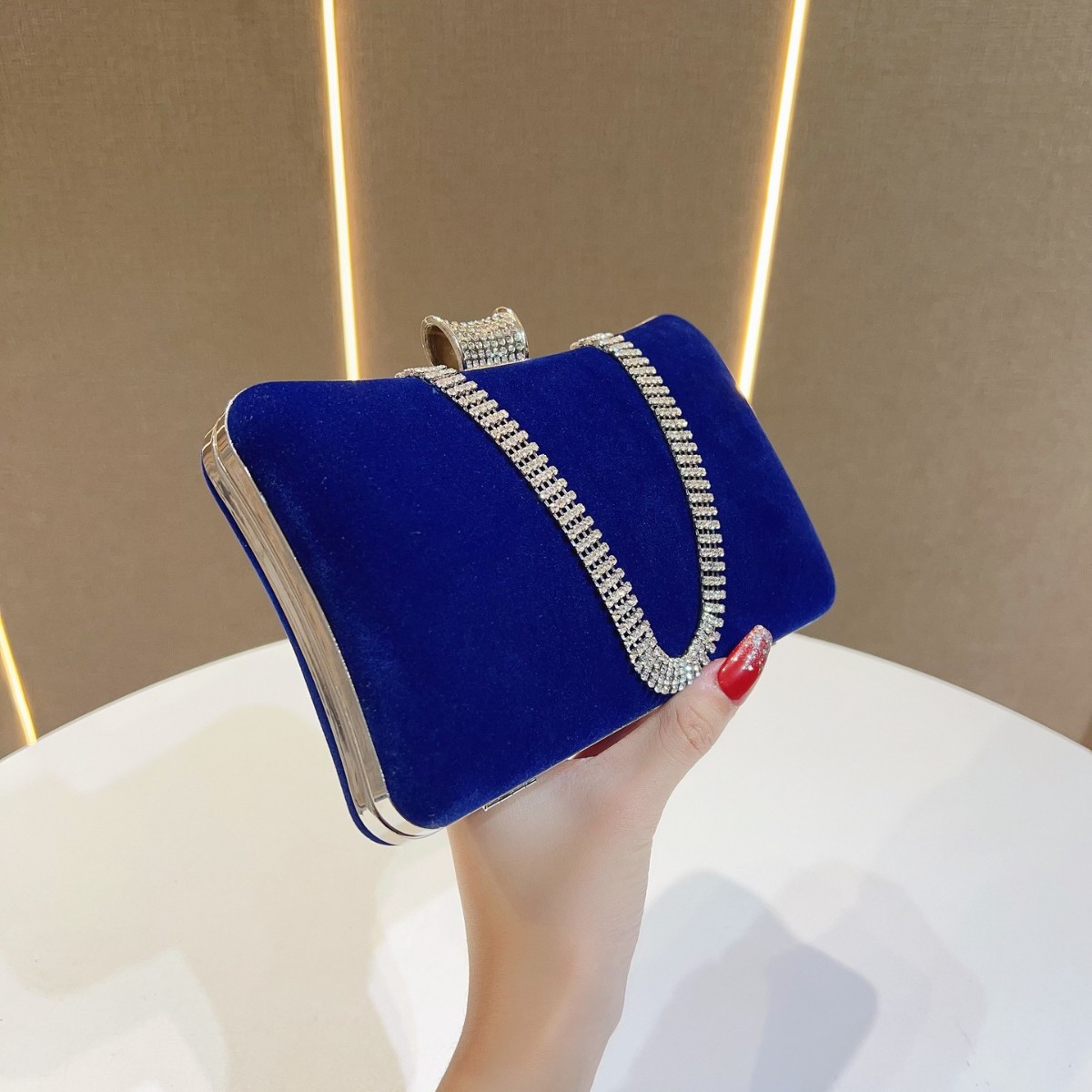 Tas Perjamuan Beludru 2025 Dom - Tassel Fringe Trim ulasan dan harga